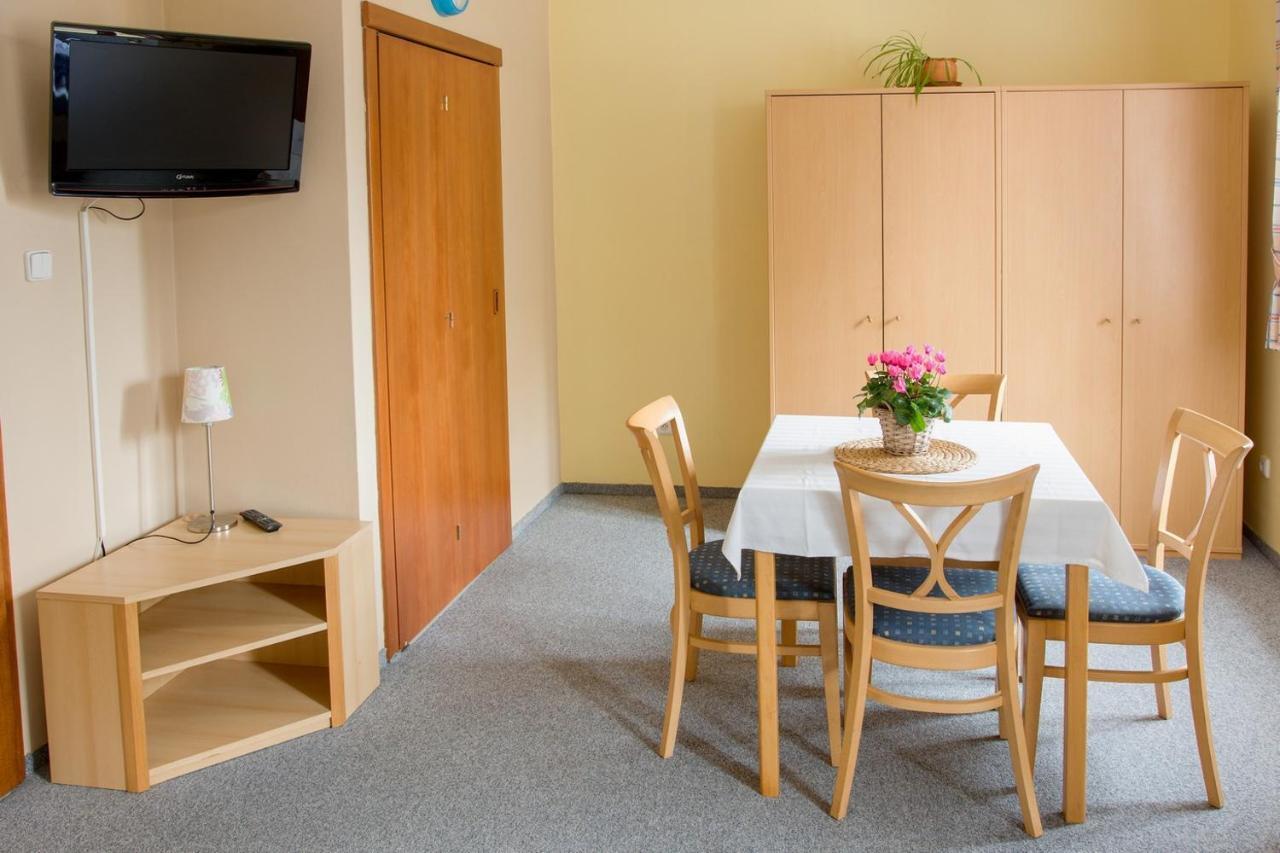 Apartmany A.Sa Kasperske Hory Ngoại thất bức ảnh